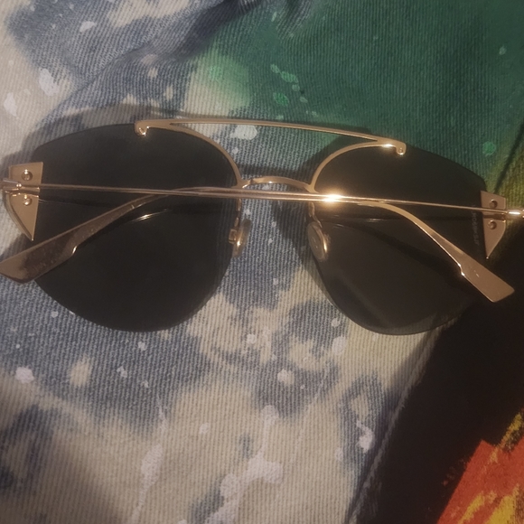 Dior Mirrored Sunglasses - Picture 1 of 4